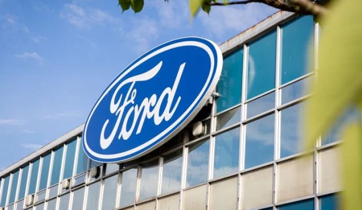 La Ford annuncia 4mila licenziamenti. Obiettivo: vendere solo veicoli elettrici in Europa entro il 2035